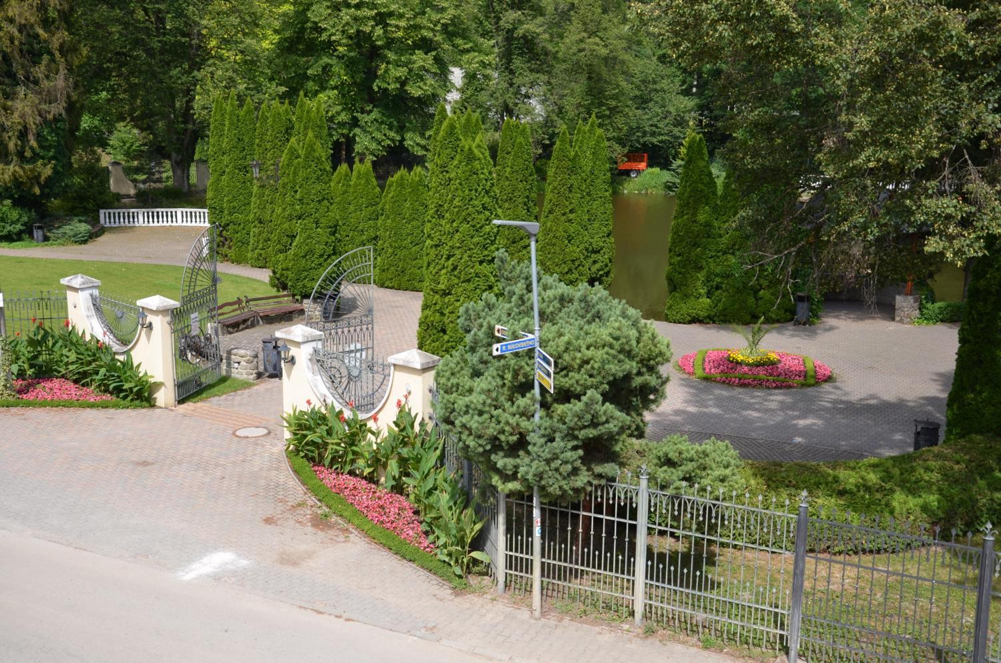 Floravilla Rajecke Teplice Exterior photo
